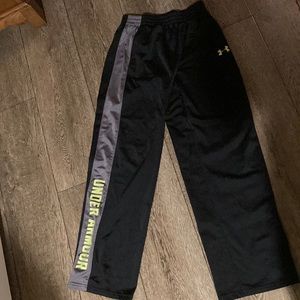 Kids athletic bottoms